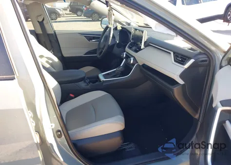 2021 Toyota Rav4 Xle Premium from USA, damaged, VIN 2T3A1RFV9MW198152